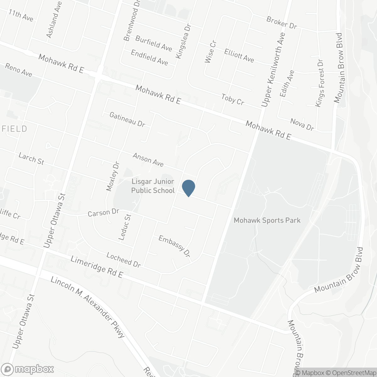 102 MARKSON Crescent, Hamilton, Ontario L8T 4W4